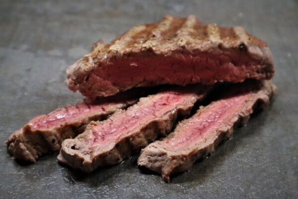 Tagliata di Manzo con aceto balsamico e rucola: calorie e ricetta